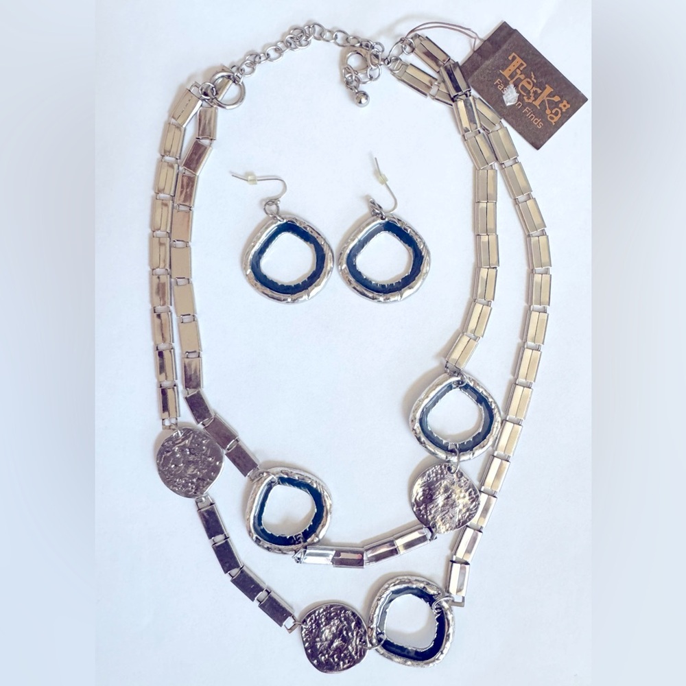 NWT TRESKA Jewelry Earrings and and Necklace Set